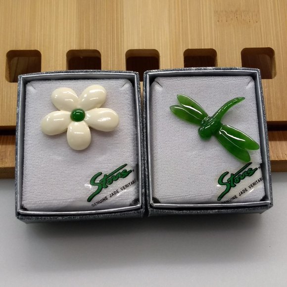 2 VTG JADE MOTHER OR PEARL PINS DRAGONFLY FLOWER - Picture 1 of 8